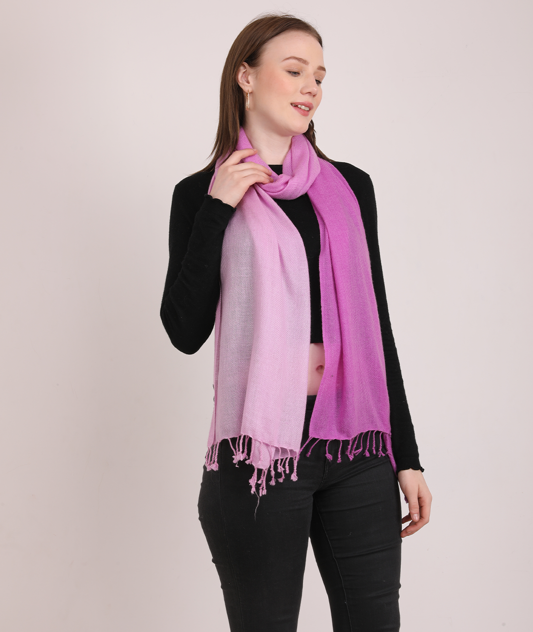 Cashmere Muffler Manufacturer in UAE