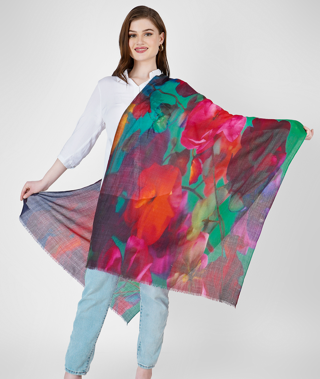 Fine Wool Digital Prints Manufacturer in UAE