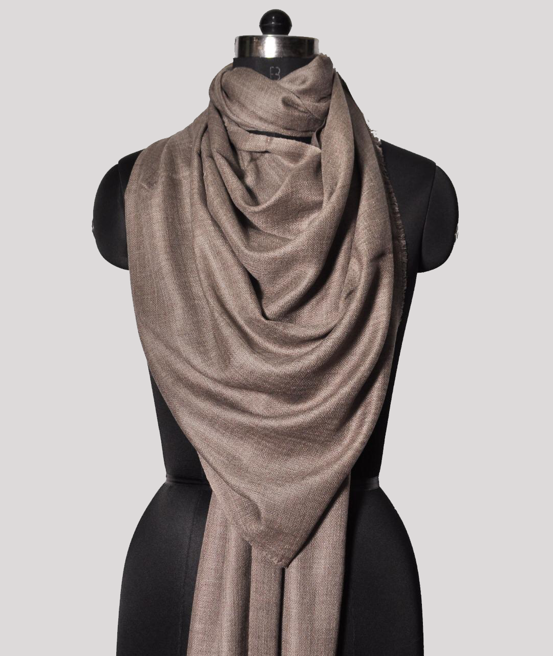 Fine Wool Plain Stoles Manufacturer in UAE