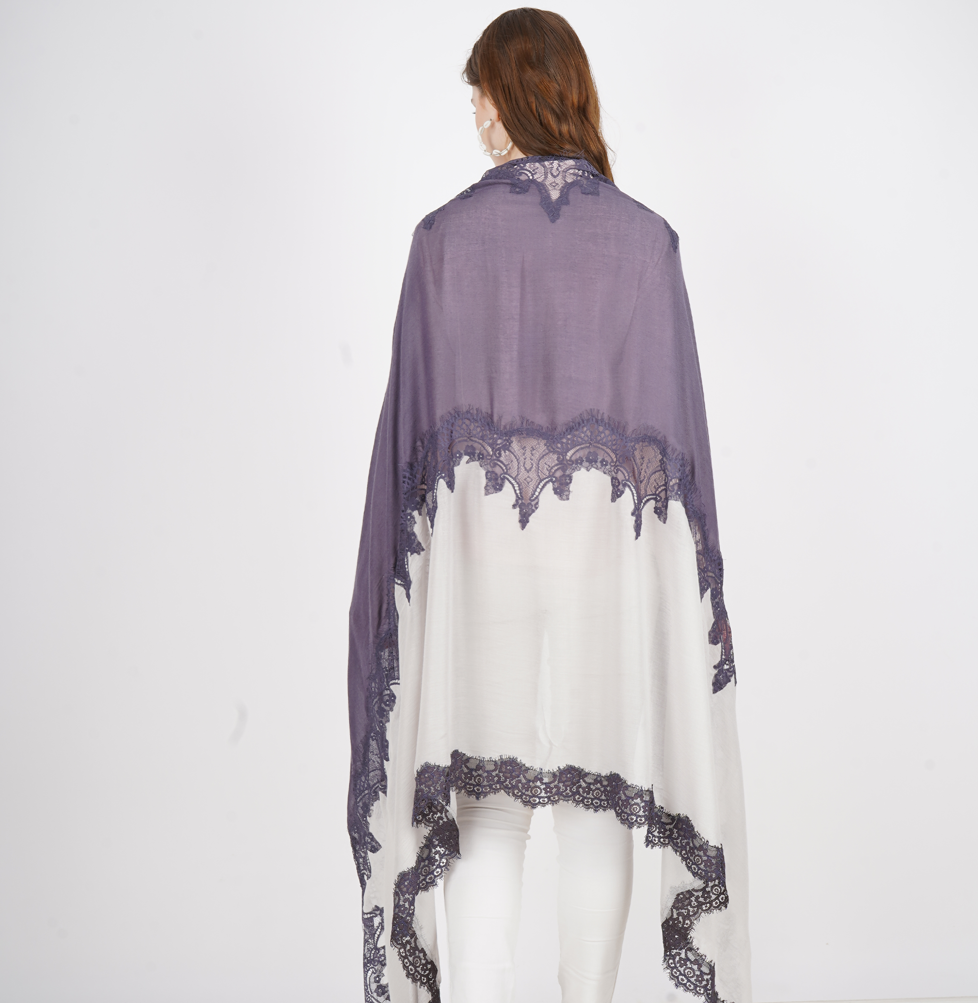 French Lace Manufacturer in
                                            India