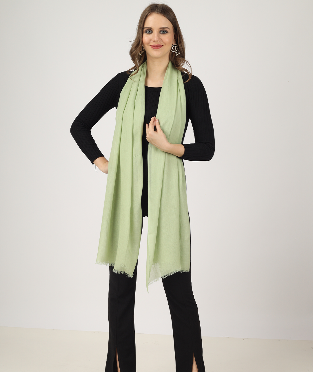 Silk Modal Lace Shawls Manufacturer in UAE