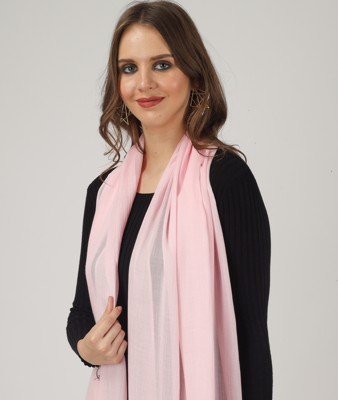 Silk Modal Lace Shawls Manufacturer in UAE